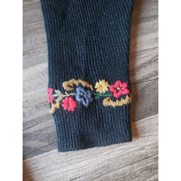 WOOLRICH CARDIGAN WOMENS SIZE LARGE FLORAL EMBROIDED BLACK BUTTON UP 90S VINTAGE - Picture 6 of 12